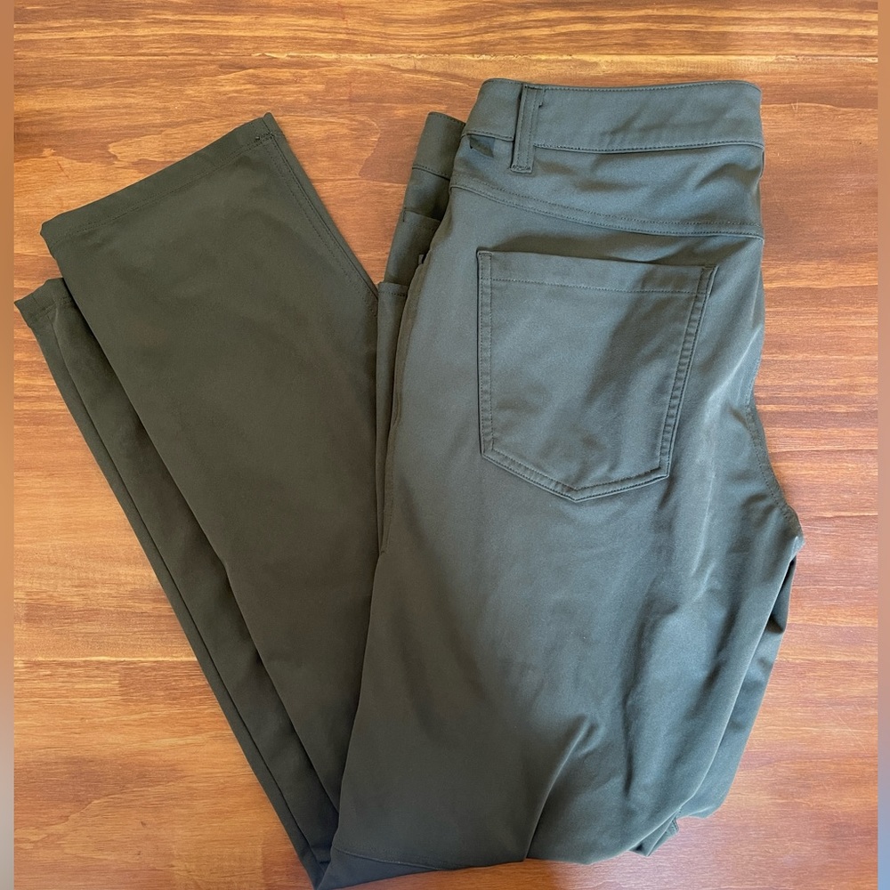 Lululemon ABC Classic Pants Olive Green 33x31 excellent condition